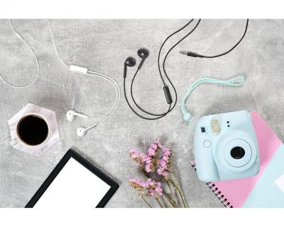 JVC Earbuds for Fashion-Conscious People in White - HA-F17M-W